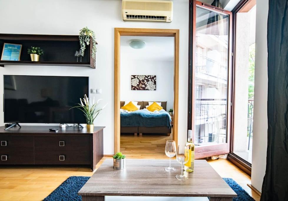 Free Parking! Soho Budapest 304, 4 Ppl, Ac, Fast Wifi, Smart Tv Zewnętrze zdjęcie