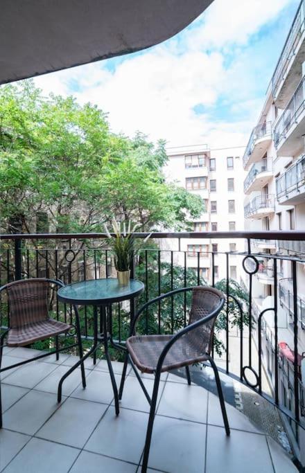 Free Parking! Soho Budapest 304, 4 Ppl, Ac, Fast Wifi, Smart Tv Zewnętrze zdjęcie